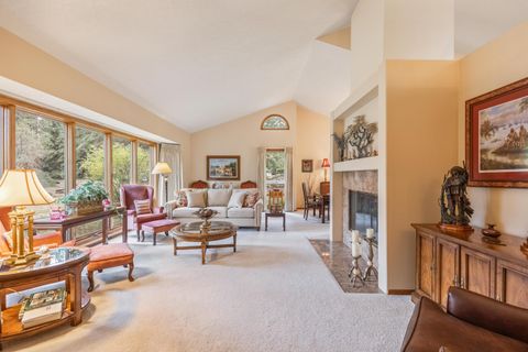 Tiny photo for 20468 Steamboat Court, Bend, OR 97702 (MLS # 220219891)
