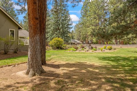 Tiny photo for 20468 Steamboat Court, Bend, OR 97702 (MLS # 220219891)