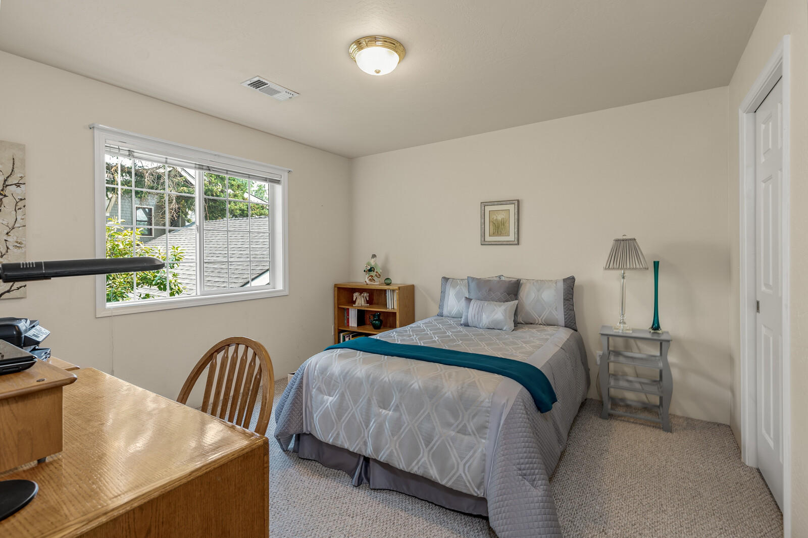 Court On Mary Jane, The - Residential