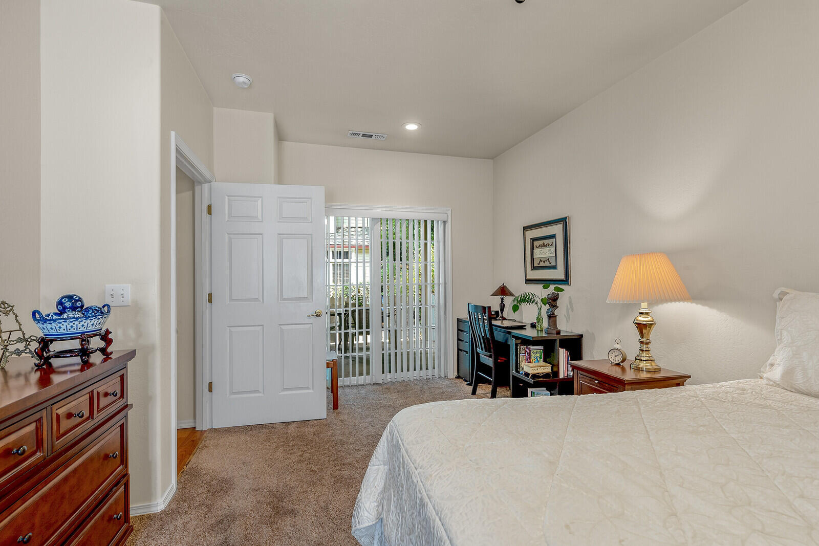 Court On Mary Jane, The - Residential