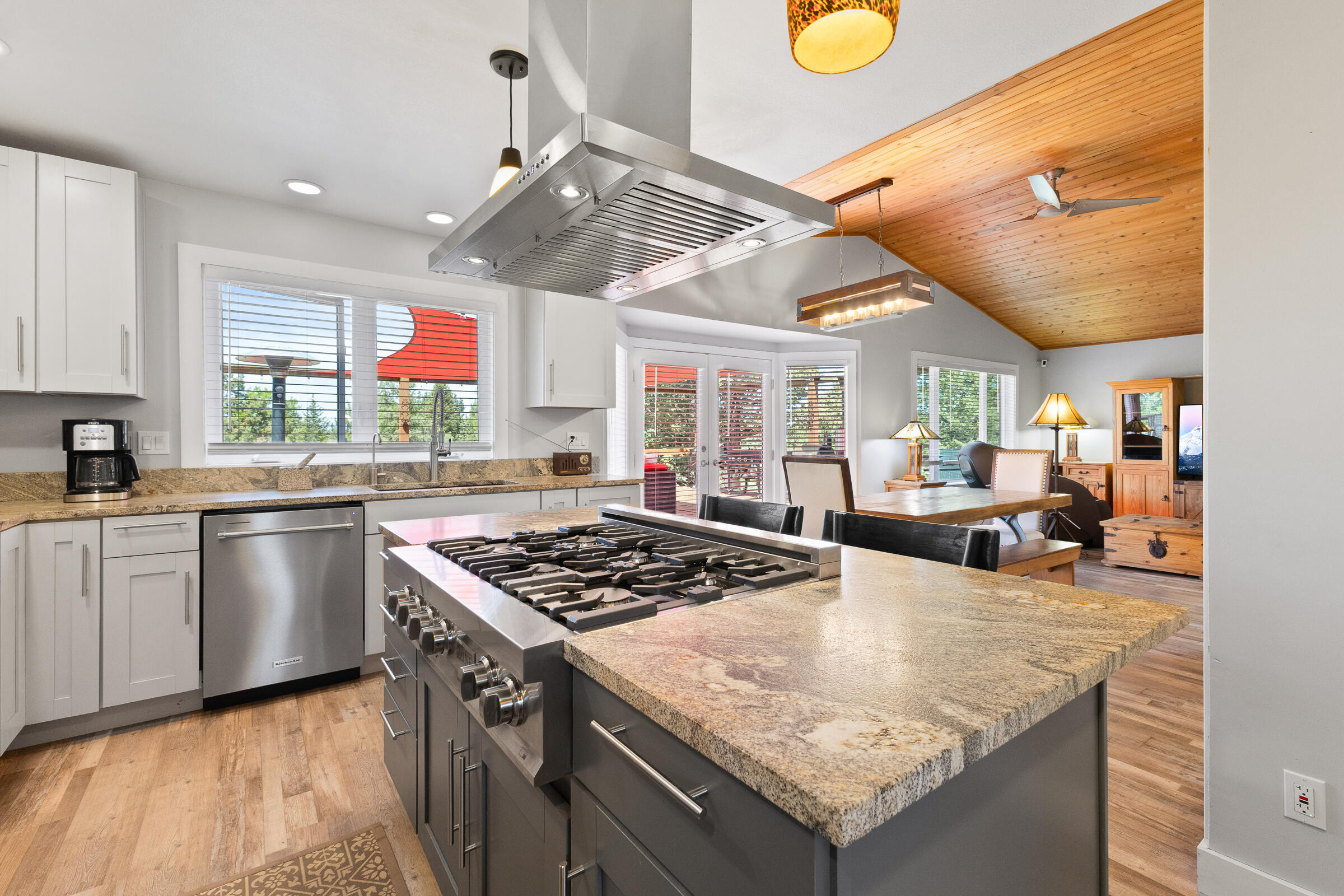 64911 Glacier View Drive