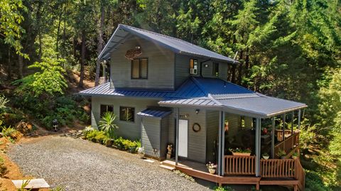 Photo of 4901 Thompson Creek Road, Selma, OR 97538 (MLS # 220217110)