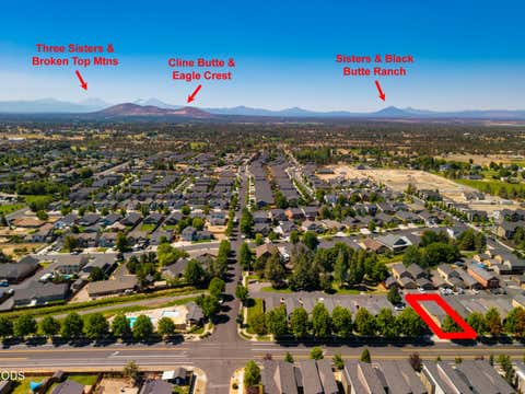 Tiny photo for 417 NW 27th Street, Redmond, OR 97756 (MLS # 220227384)