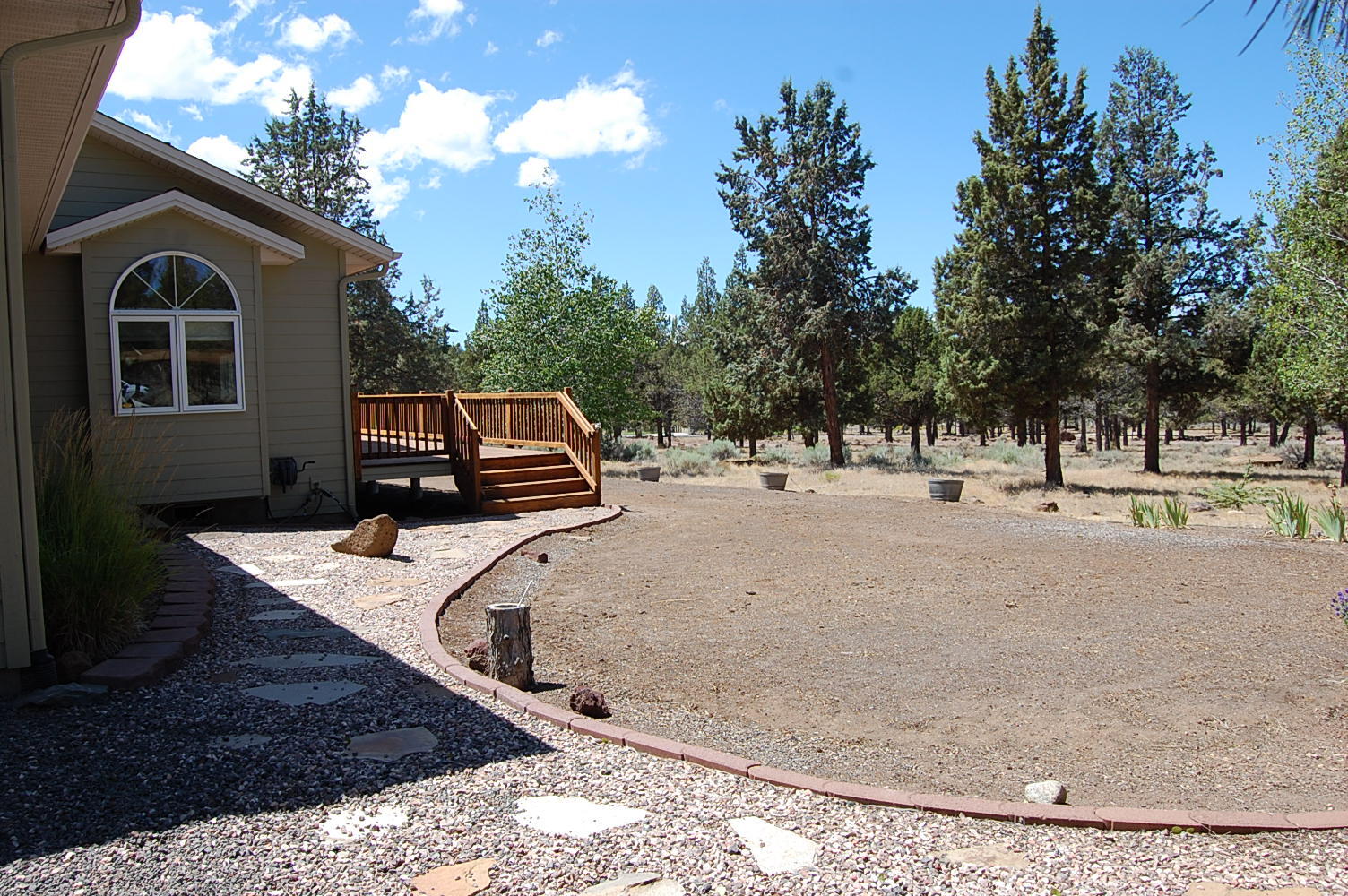 Panoramic View Est - Residential