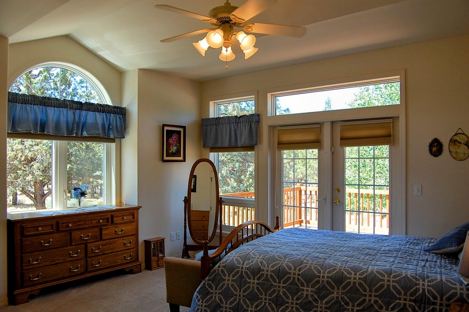 Panoramic View Est - Residential