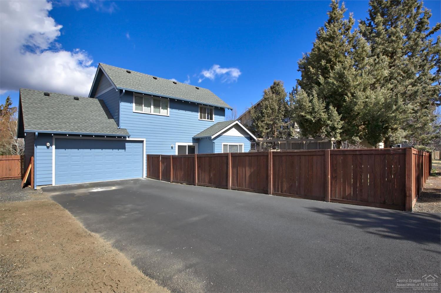 Village At Oak Tree - Residential