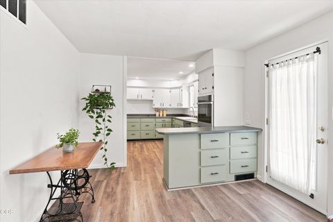 Tiny photo for 2516 Sandy Terrace, Medford, OR 97504 (MLS # 220225134)