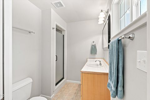 Tiny photo for 2516 Sandy Terrace, Medford, OR 97504 (MLS # 220225134)