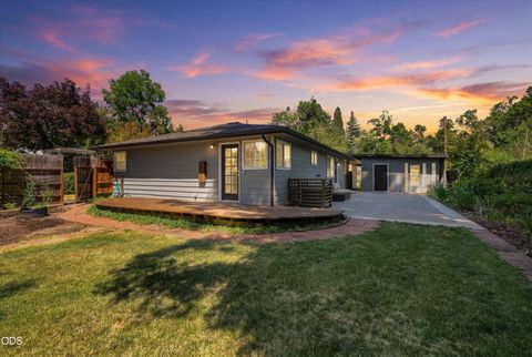 Tiny photo for 2516 Sandy Terrace, Medford, OR 97504 (MLS # 220225134)