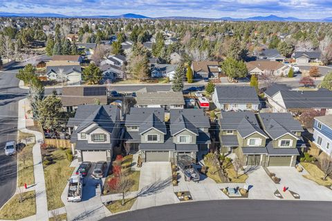 Tiny photo for 20786 Comet Lane, Bend, OR 97701 (MLS # 220216665)