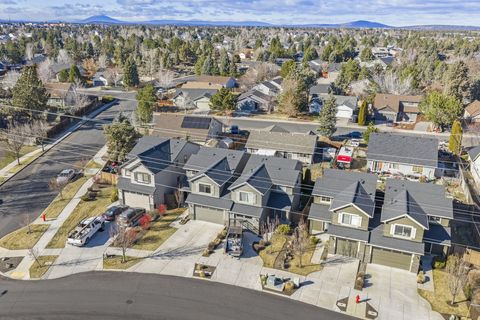 Tiny photo for 20786 Comet Lane, Bend, OR 97701 (MLS # 220216665)