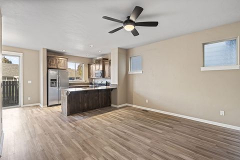 Tiny photo for 20786 Comet Lane, Bend, OR 97701 (MLS # 220216665)