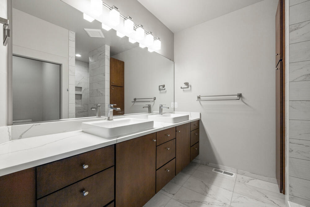 Paradise Hill - Residential