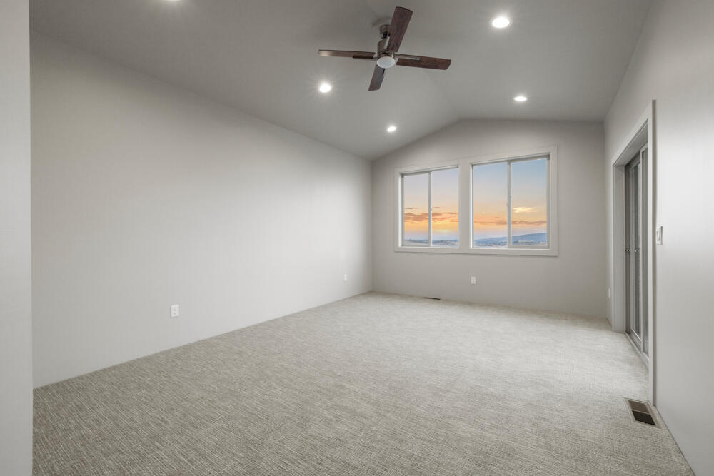 Paradise Hill - Residential