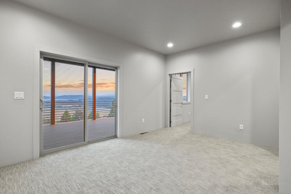 Paradise Hill - Residential