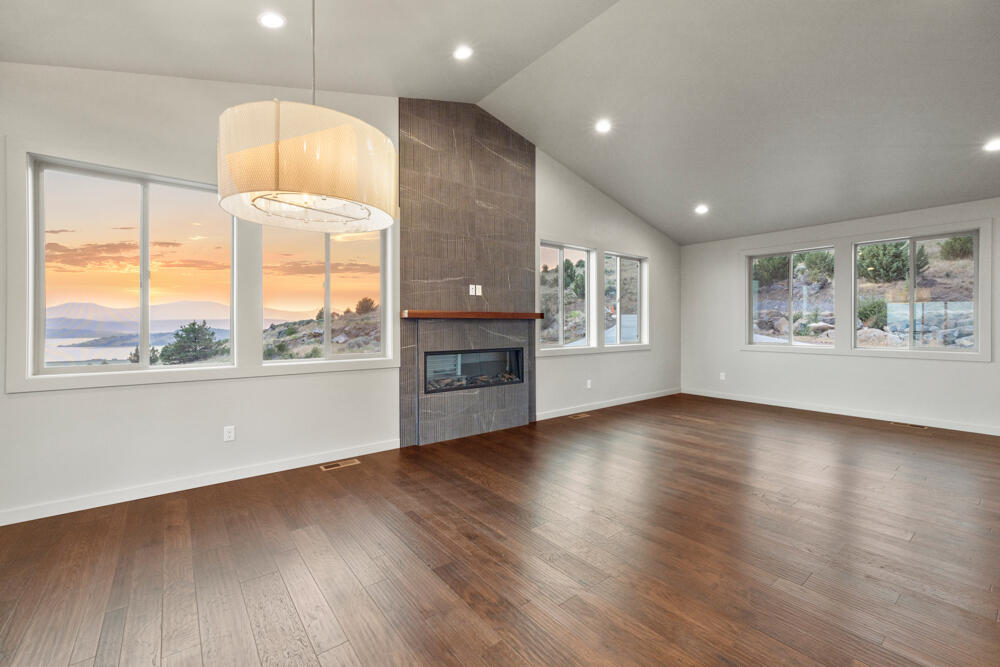 Paradise Hill - Residential