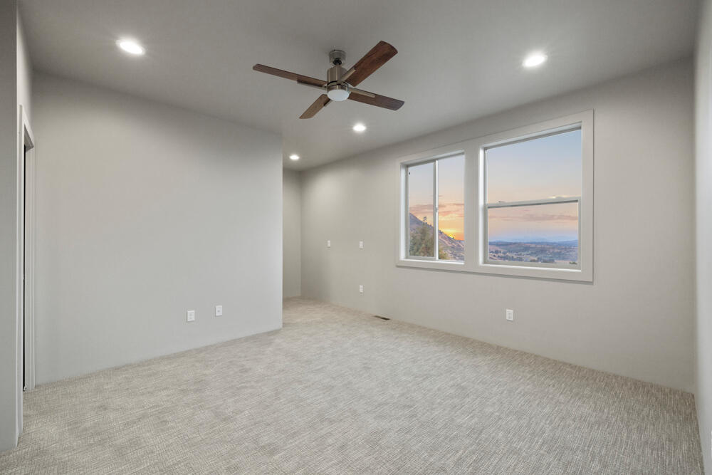 Paradise Hill - Residential