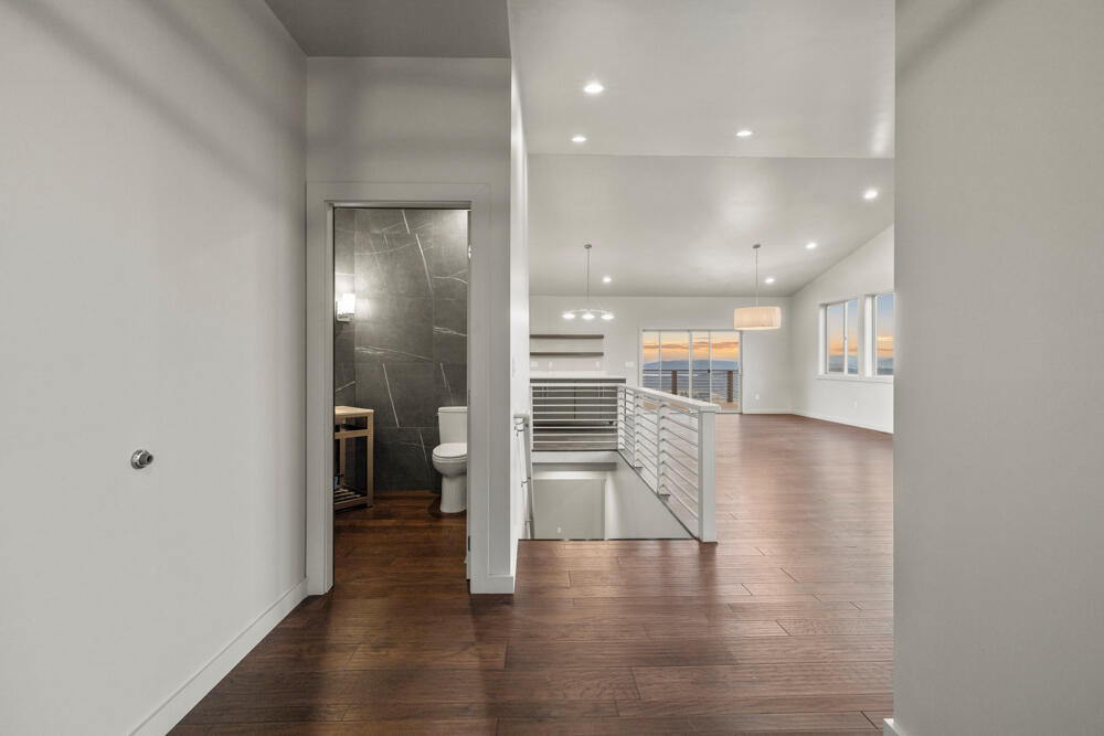 Paradise Hill - Residential