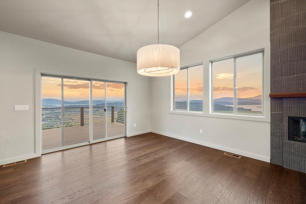 Paradise Hill - Residential