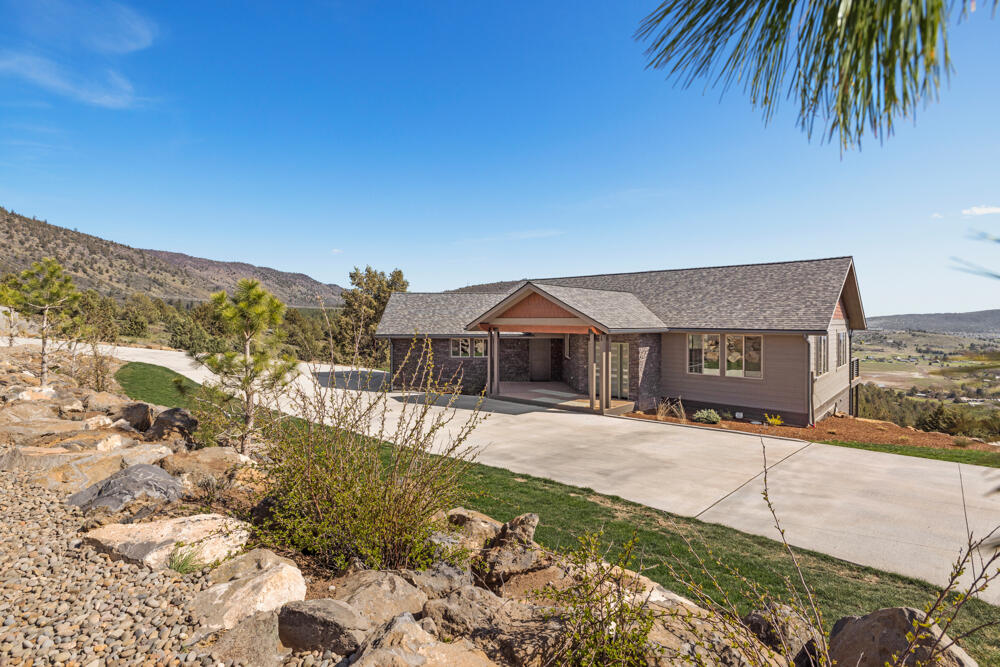 Paradise Hill - Residential