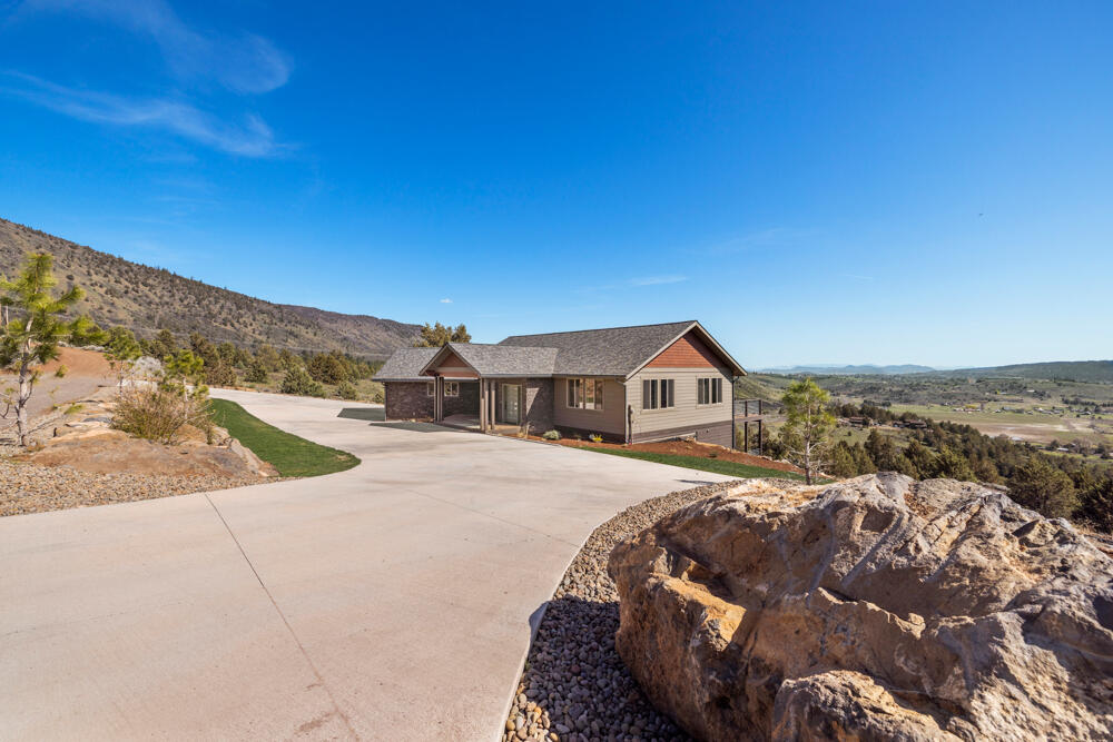 Paradise Hill - Residential