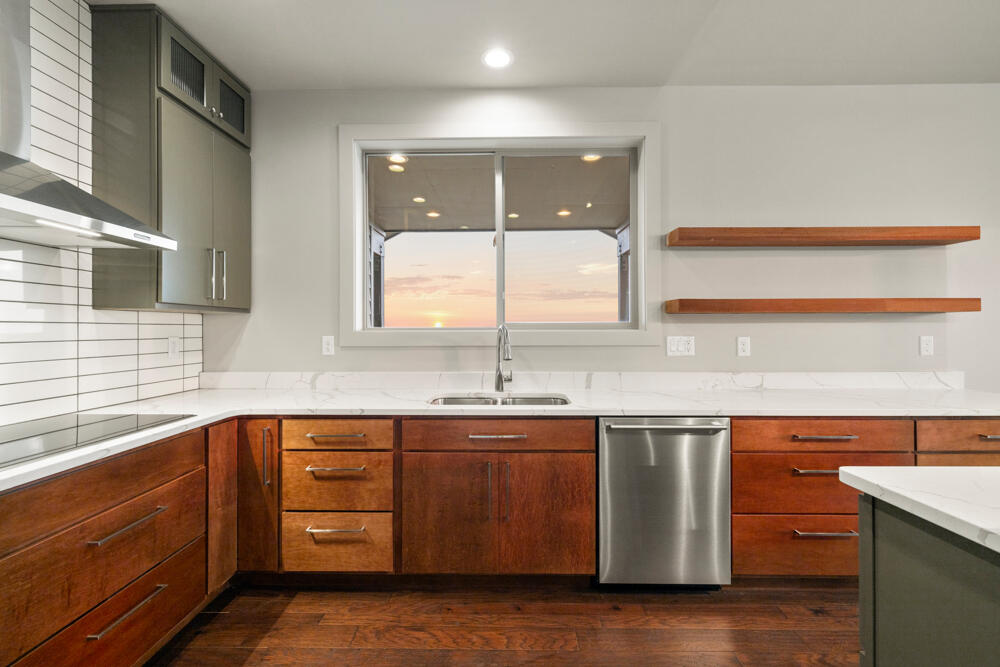 Paradise Hill - Residential