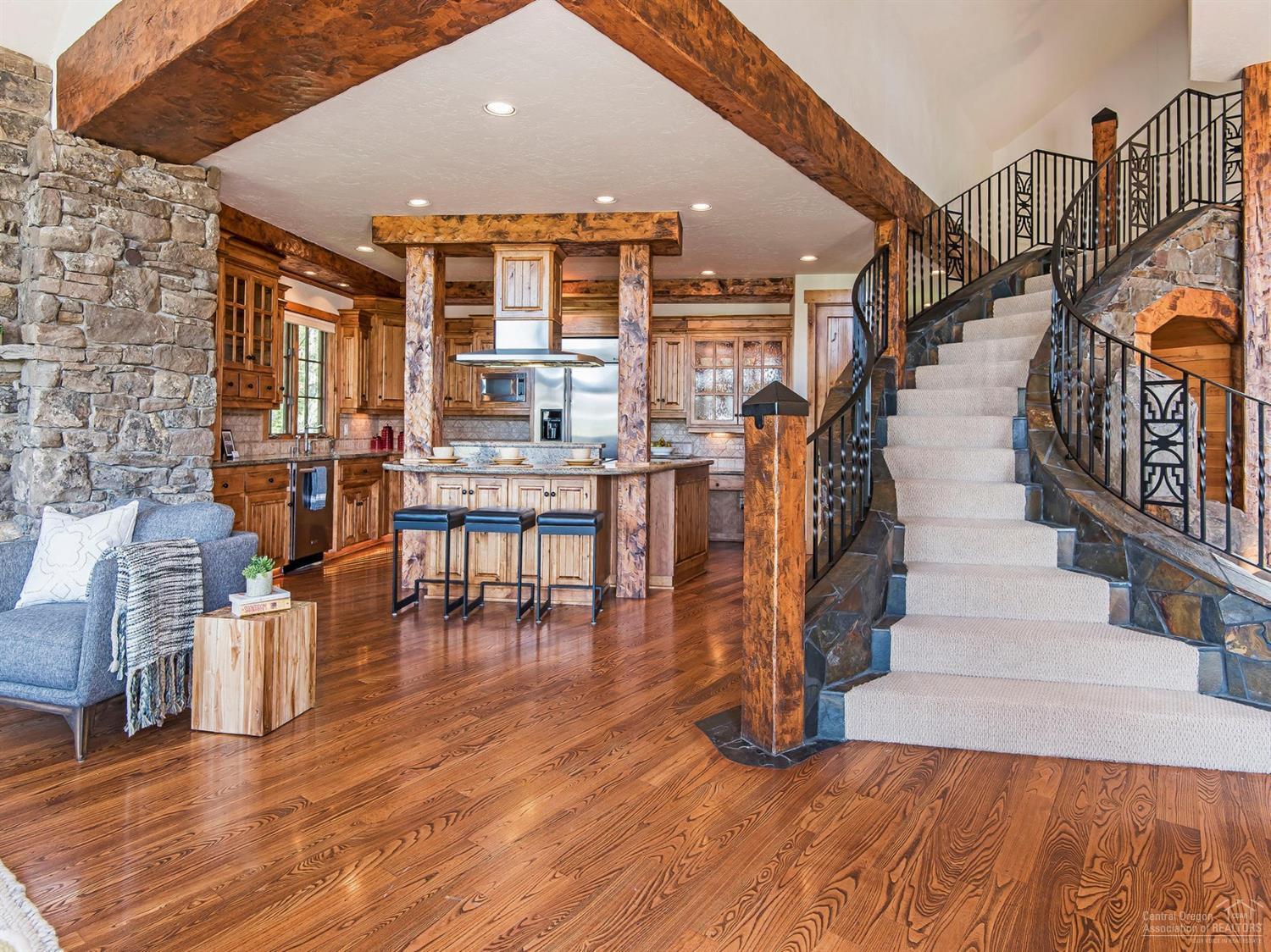 Broken Top - Residential