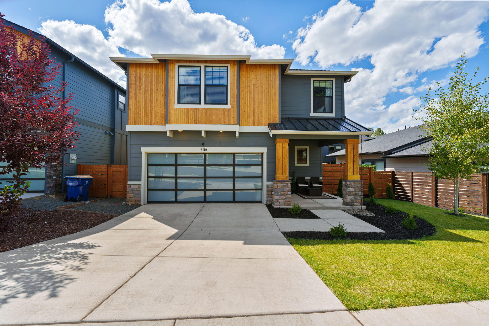 61191 SW Tippytoe Place
