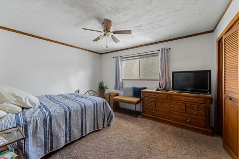 Tiny photo for 291 Chaparral Drive, Grants Pass, OR 97526 (MLS # 220216884)