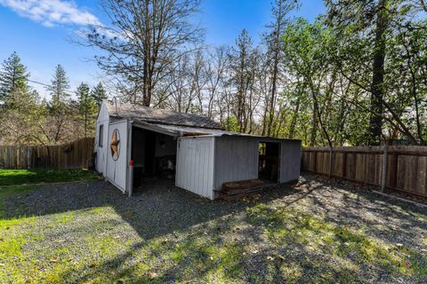 Tiny photo for 291 Chaparral Drive, Grants Pass, OR 97526 (MLS # 220216884)