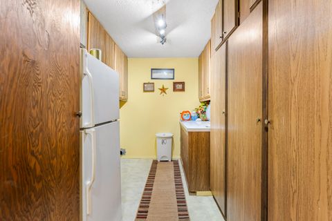 Tiny photo for 291 Chaparral Drive, Grants Pass, OR 97526 (MLS # 220216884)