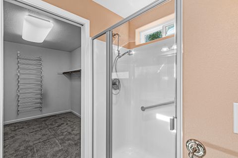 Tiny photo for 4059 Ditch Creek Road, Rogue River, OR 97537 (MLS # 220212660)