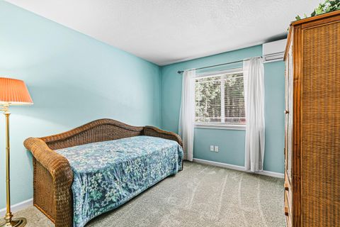 Tiny photo for 4059 Ditch Creek Road, Rogue River, OR 97537 (MLS # 220212660)