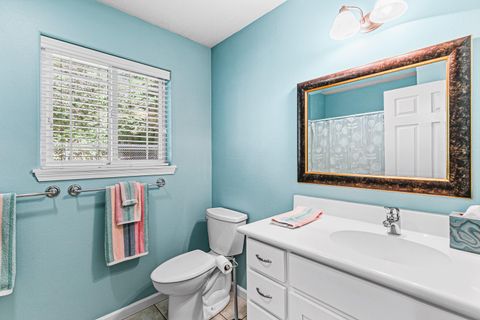 Tiny photo for 4059 Ditch Creek Road, Rogue River, OR 97537 (MLS # 220212660)