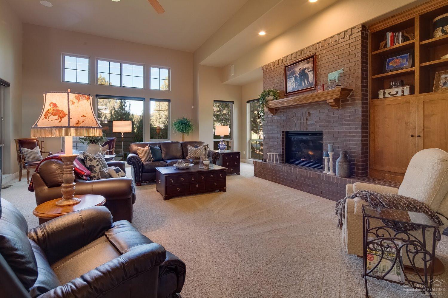 Eagle Crest - Residential