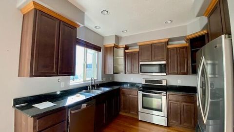 Tiny photo for 341 Englemann Lane, Medford, OR 97501 (MLS # 220213910)