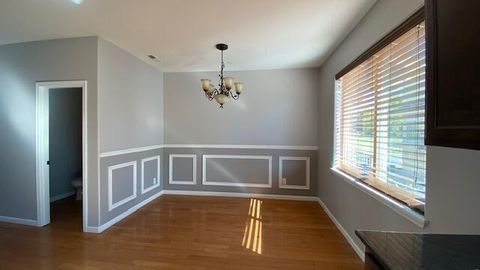 Tiny photo for 341 Englemann Lane, Medford, OR 97501 (MLS # 220213910)