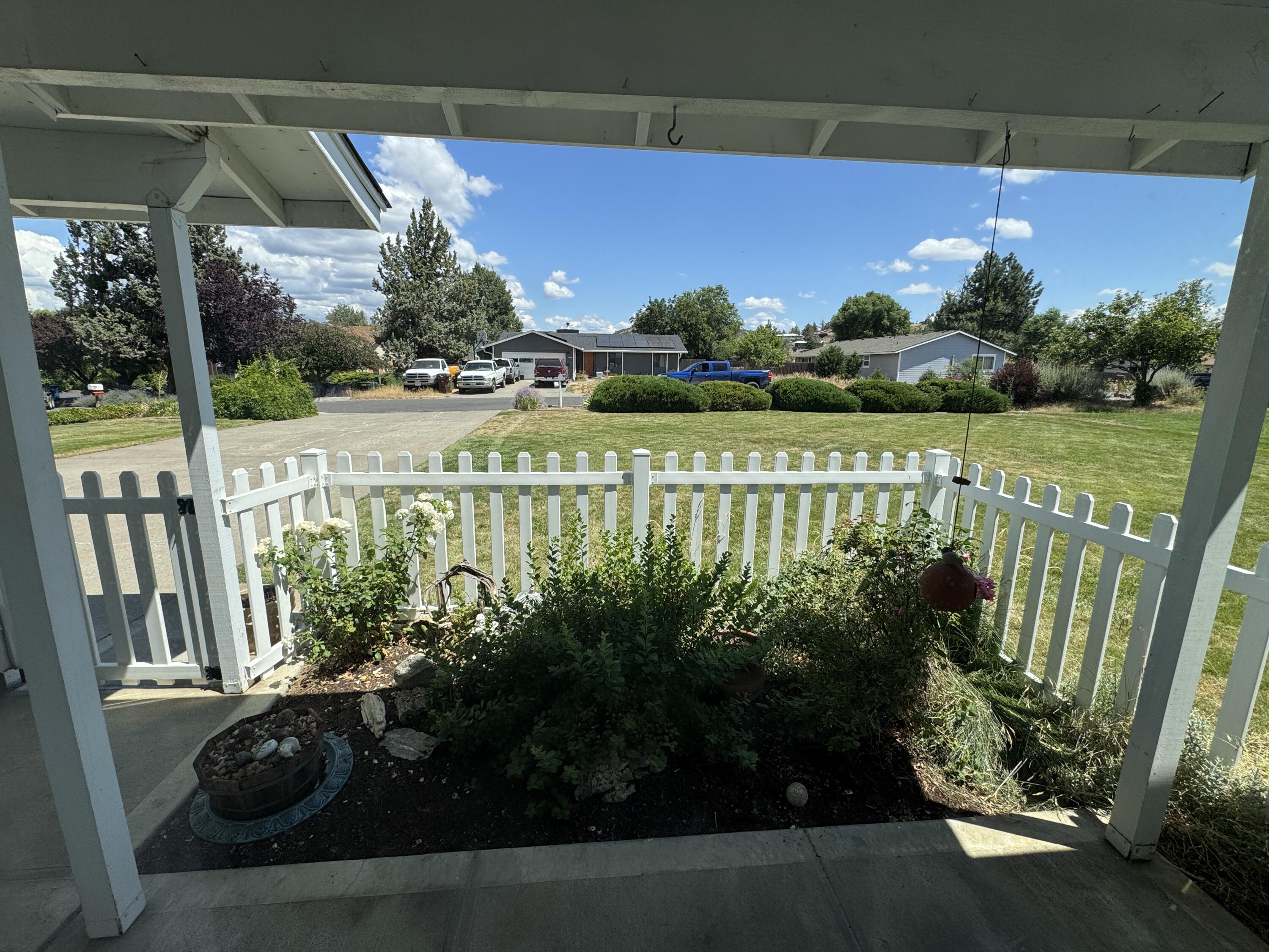 Shouns Crossroads - Residential