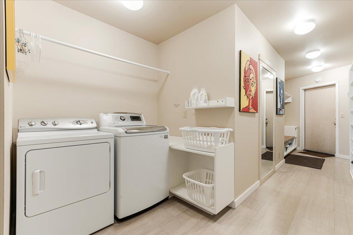 Rimrock West - Residential