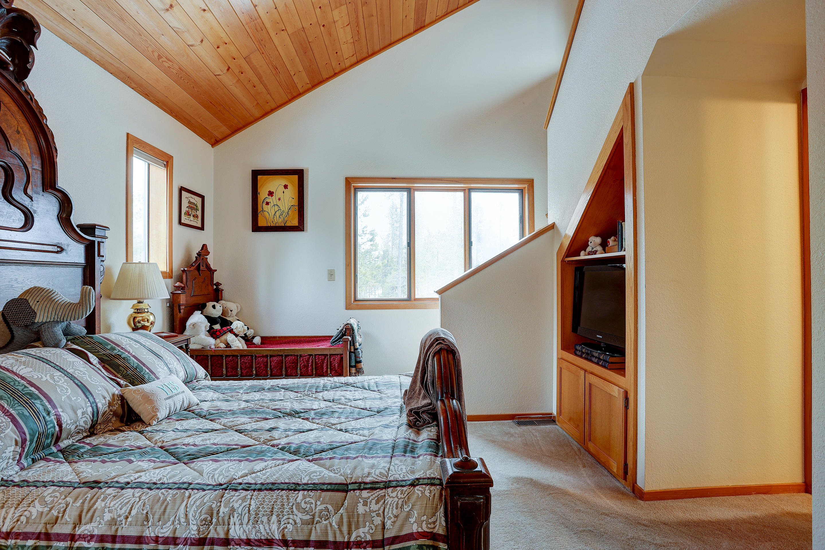 Fairway Crest Village - Residential