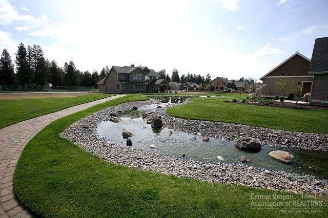 Pine Meadow Vill - Land