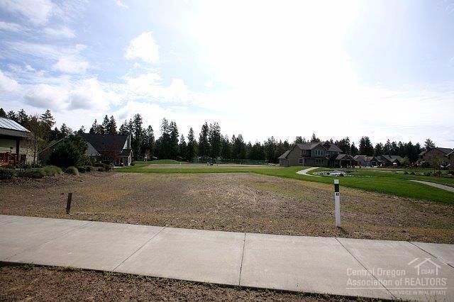 Pine Meadow Vill - Land