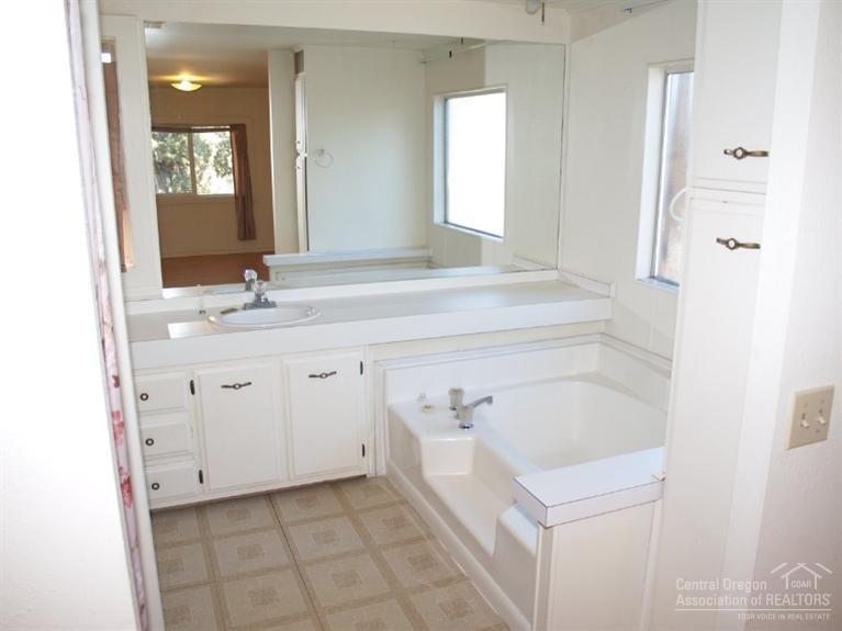 Rimrock West Estate - Residential