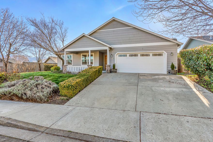 Experience the tranquility of a quiet street in Talent in this ample 3 bedroom home! Situated walking distance from Chuck Roberts Park and just 10 minutes from Ashland, this is an ideal place to call home. This single level home boasts a spacious primary bedroom with walk-in closet, great room with a fireplace and more! With easily maintained landscaping and updates throughout, this home is a hidden gem you won't want to miss!