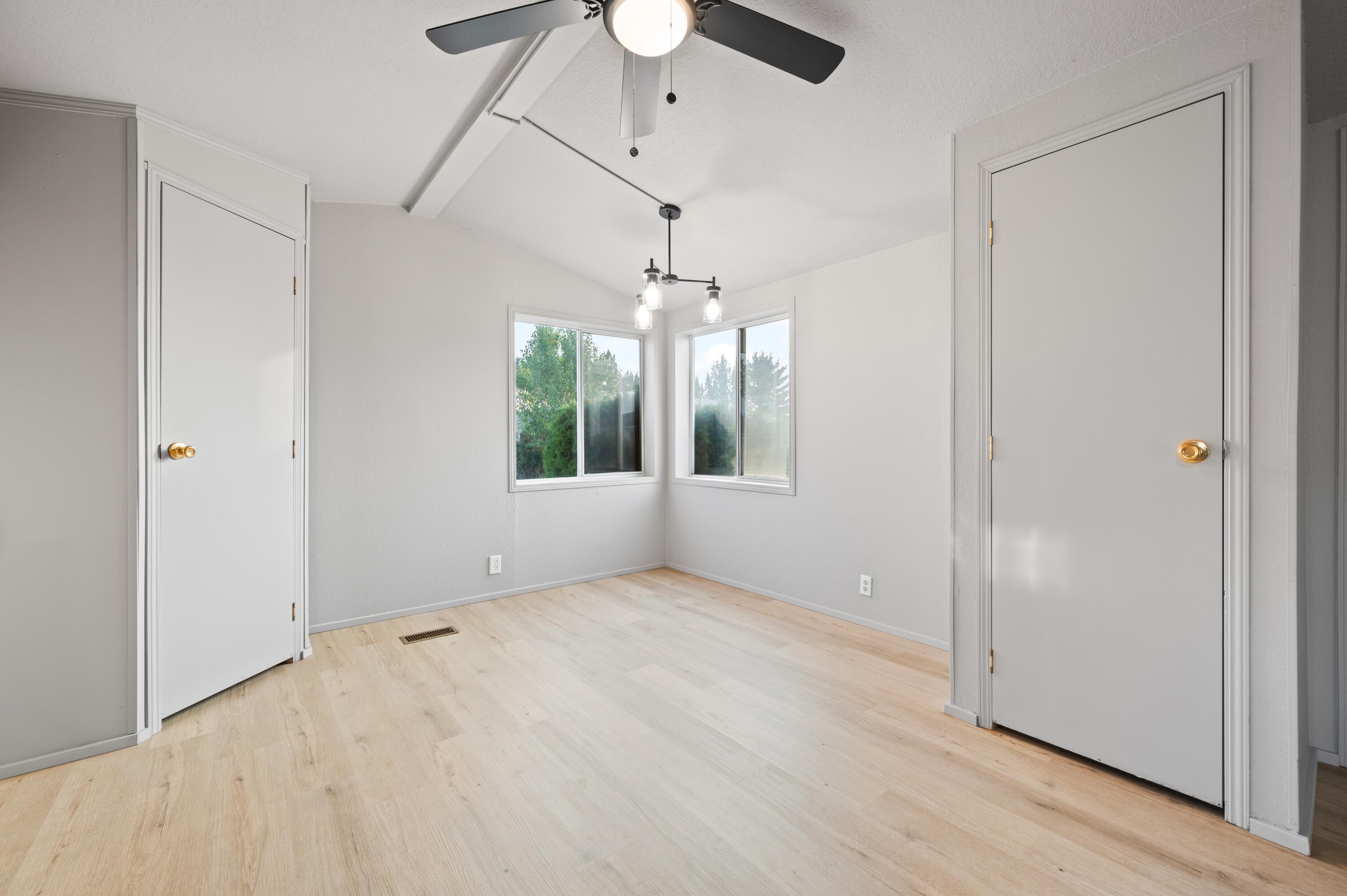 Mtn View Mob Park - Residential