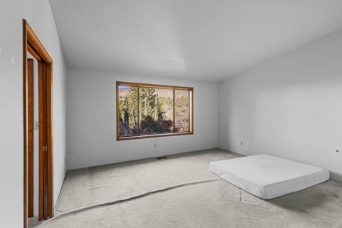 Tiny photo for 4437 San Juan Drive, Medford, OR 97504 (MLS # 220217358)