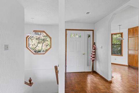 Tiny photo for 4437 San Juan Drive, Medford, OR 97504 (MLS # 220217358)