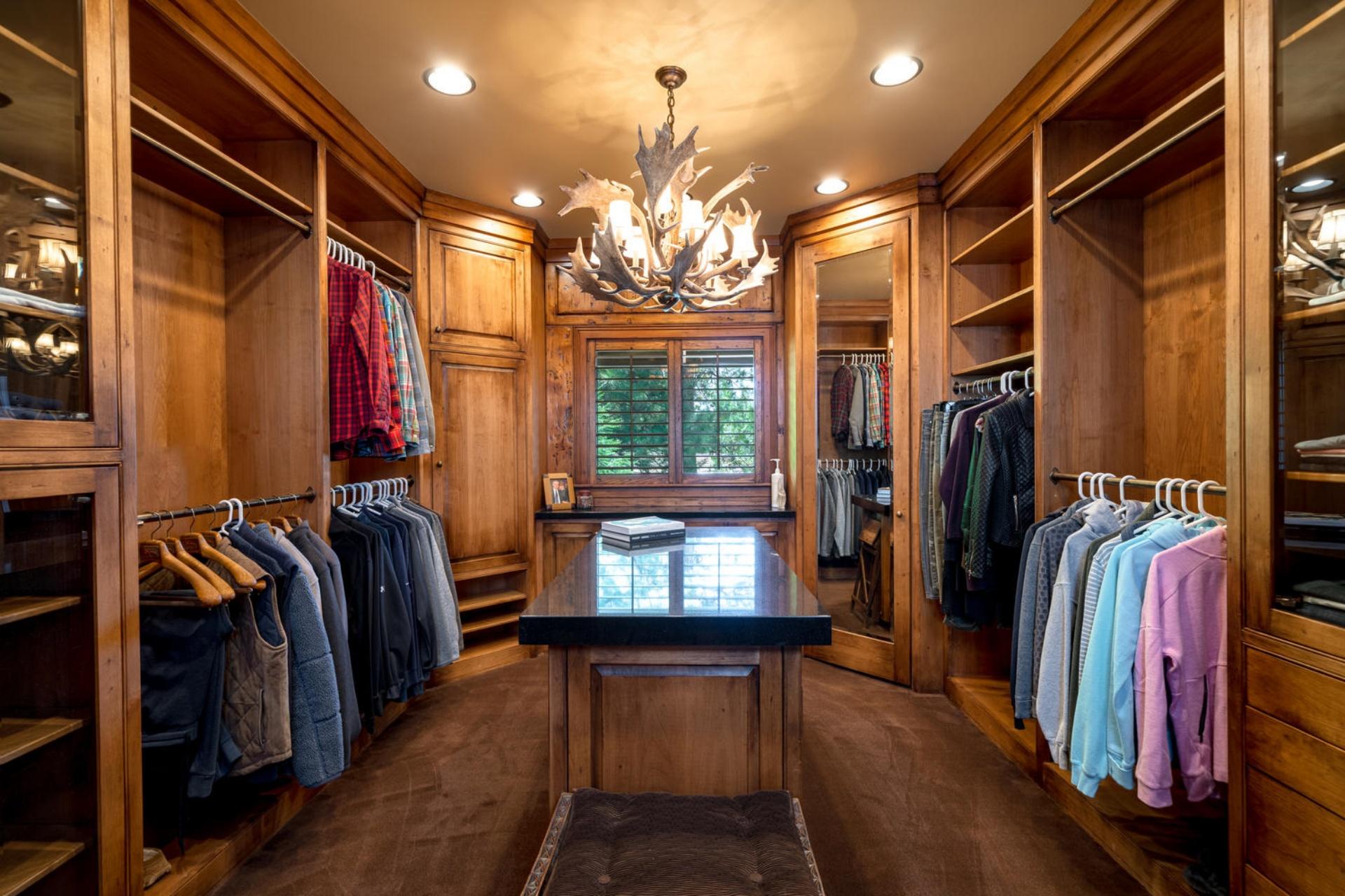 Broken Top - Residential