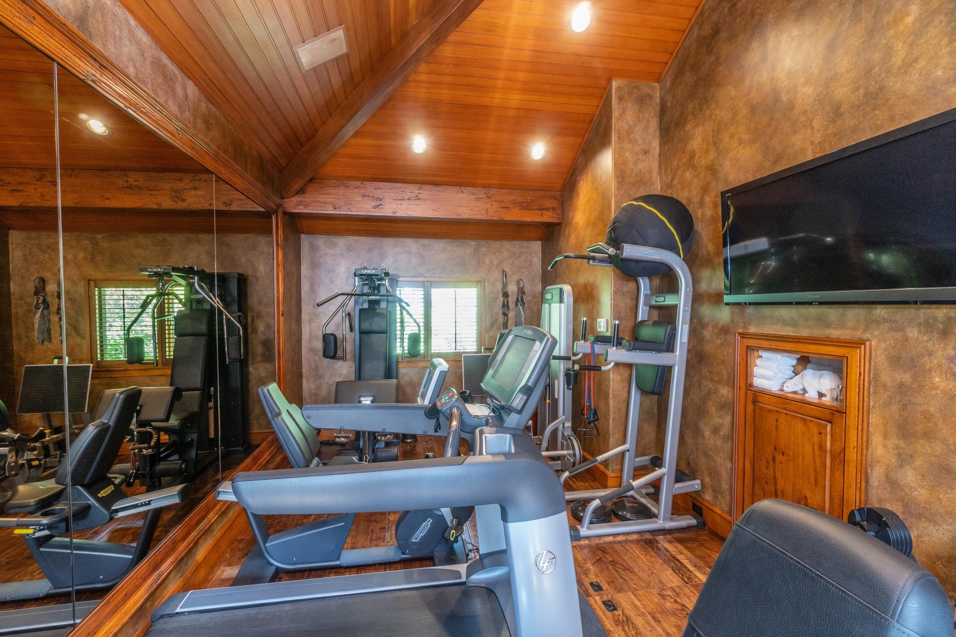 Broken Top - Residential