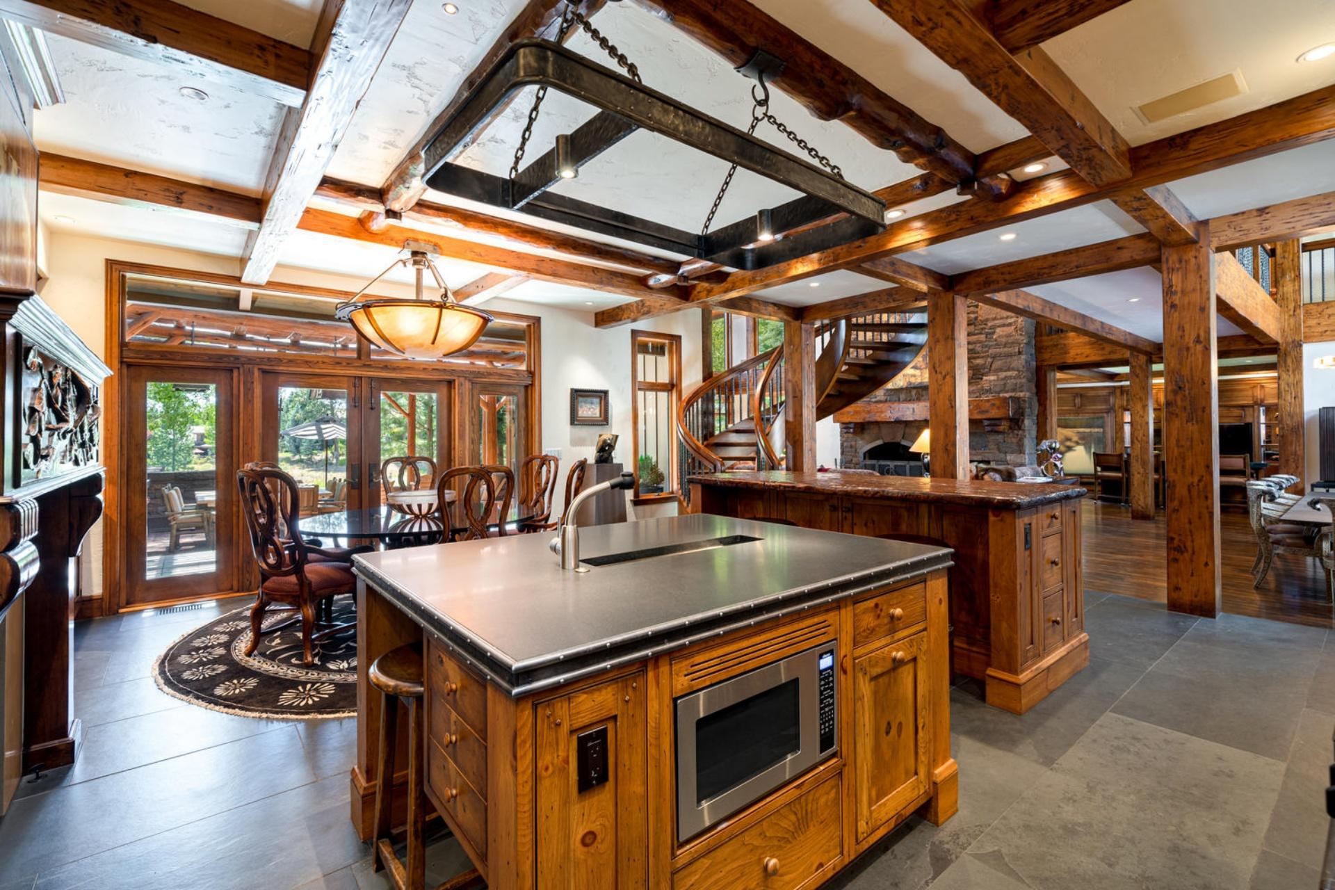 Broken Top - Residential